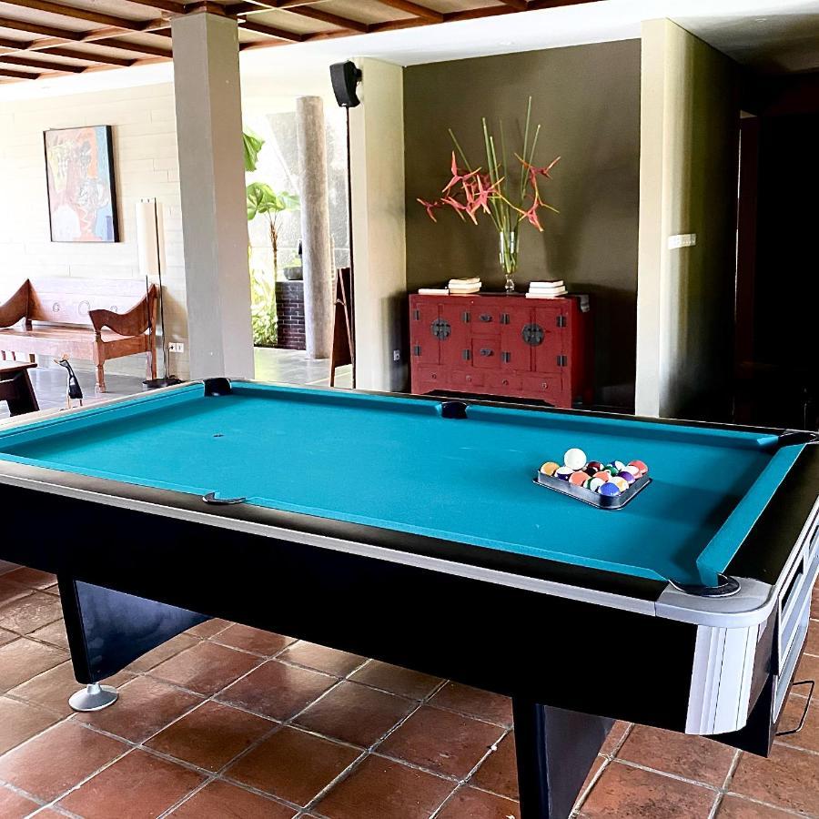 Abia Villa Legian Bagian luar foto